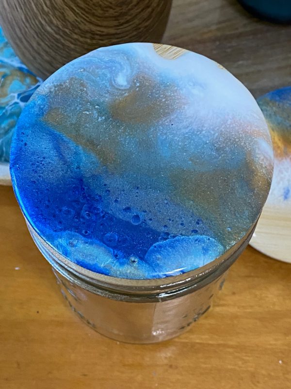 resin coated wide mouth mason jar lid, blue and gold